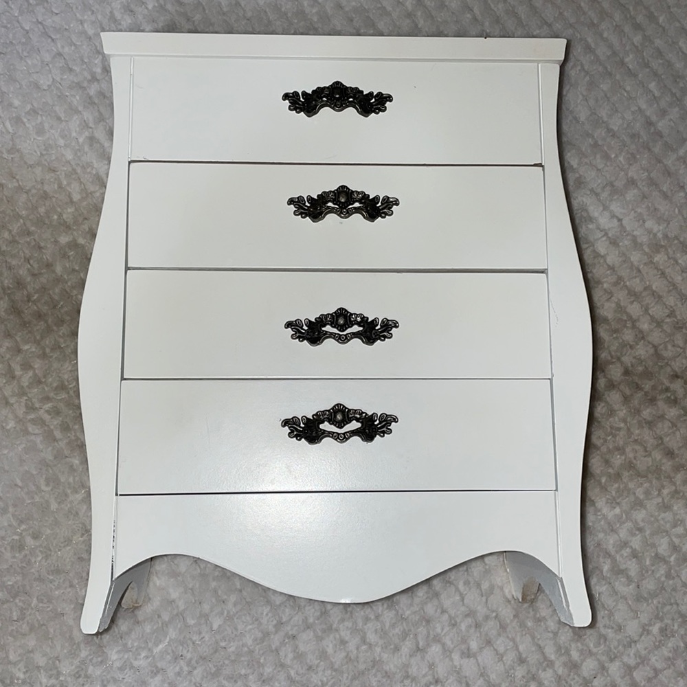 White Jewelry Box